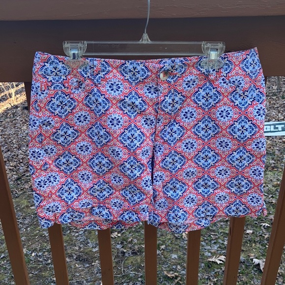 Lee coral and blue shorts - Picture 1 of 8